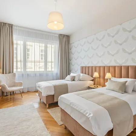 Kafka - 3br Near Wenceslas Square 프라하